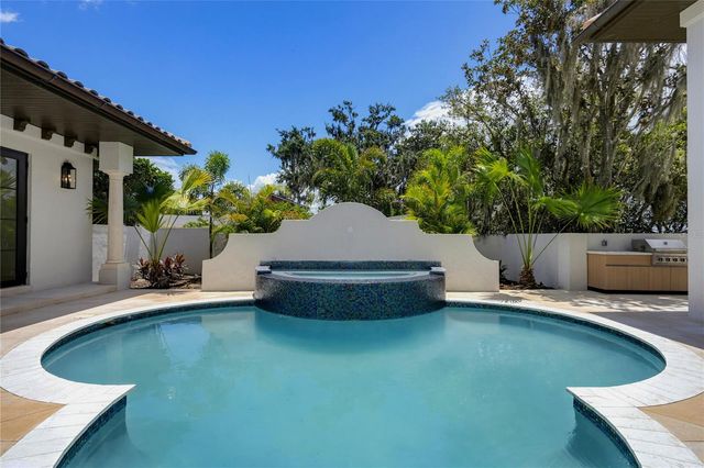 800 W 2ND AVENUE, Windermere, FL 34786