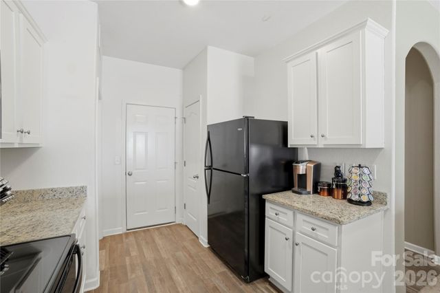 5221 Upton Place, Charlotte, NC 28215