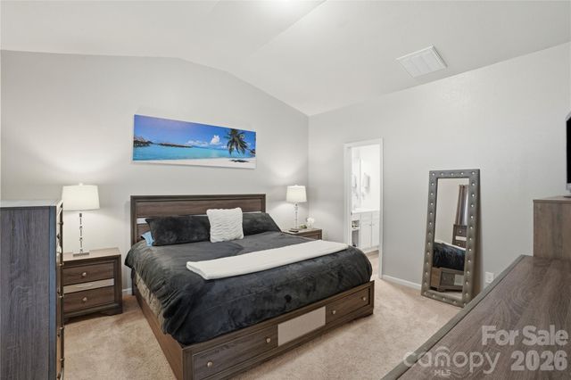 5221 Upton Place, Charlotte, NC 28215