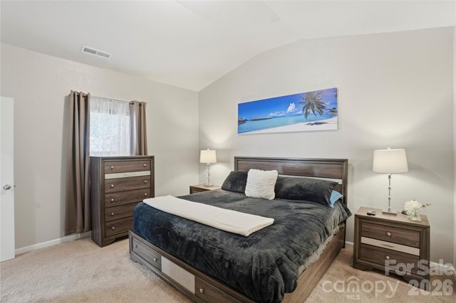5221 Upton Place, Charlotte, NC 28215