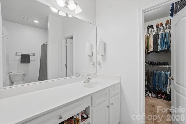 5221 Upton Place, Charlotte, NC 28215