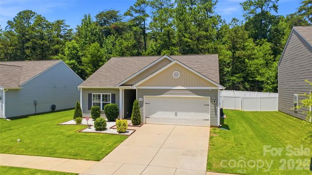 5221 Upton Place, Charlotte, NC 28215