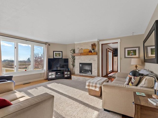 7708 COUNTY ROAD H, Sturgeon Bay, WI 54235