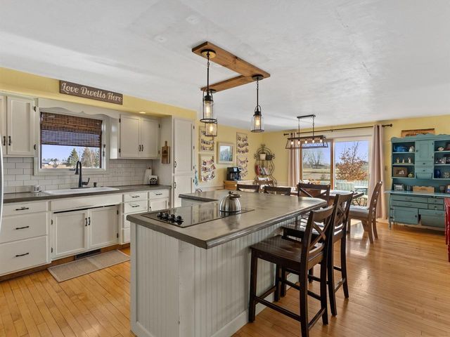 7708 COUNTY ROAD H, Sturgeon Bay, WI 54235