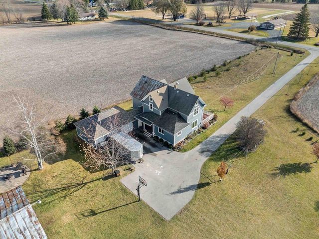 7708 COUNTY ROAD H, Sturgeon Bay, WI 54235