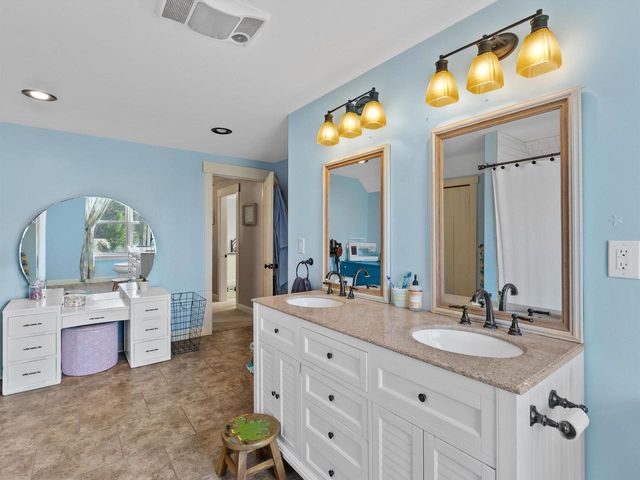 7708 COUNTY ROAD H, Sturgeon Bay, WI 54235