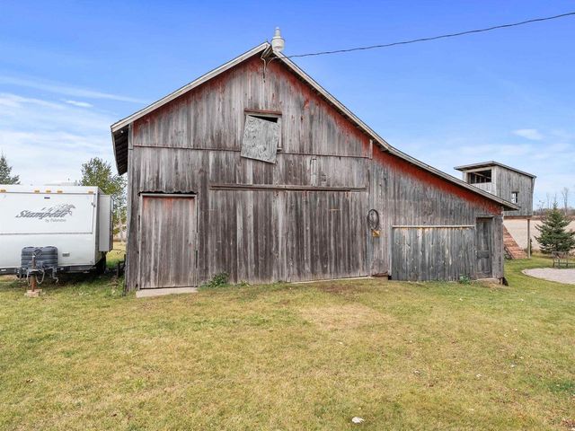 7708 COUNTY ROAD H, Sturgeon Bay, WI 54235