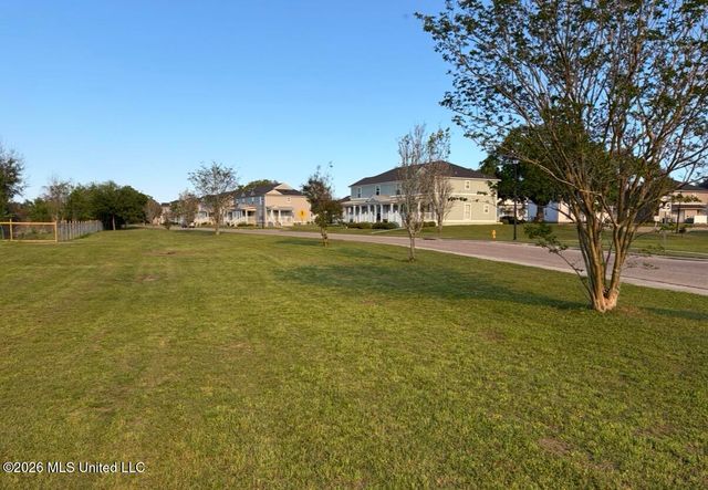 366 Main Street, Biloxi, MS 39530