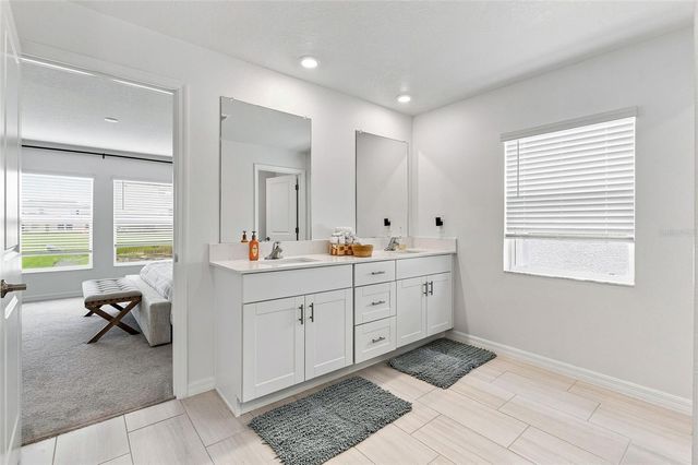 15173 RAINBOW QUARTZ STREET, Wimauma, FL 33598