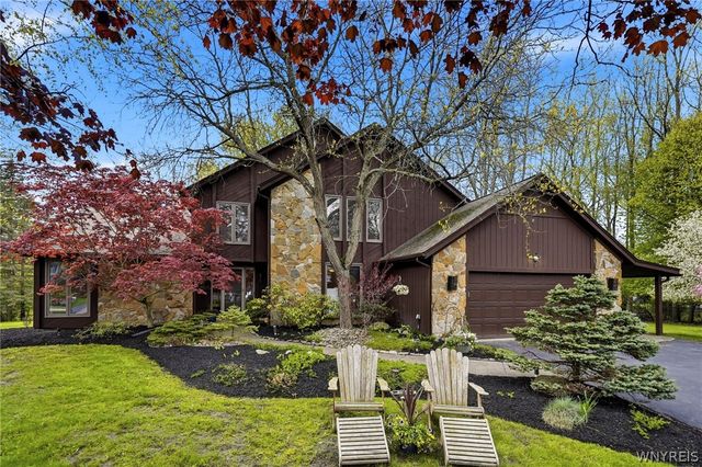 2 Chicory Lane, Amherst, NY 14051