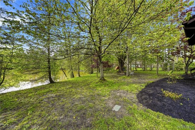 2 Chicory Lane, Amherst, NY 14051