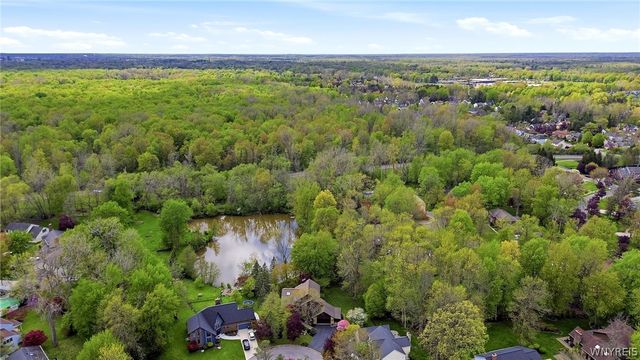 2 Chicory Lane, Amherst, NY 14051