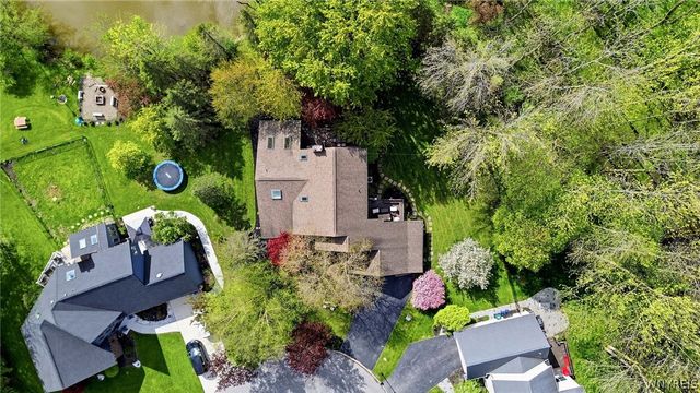 2 Chicory Lane, Amherst, NY 14051