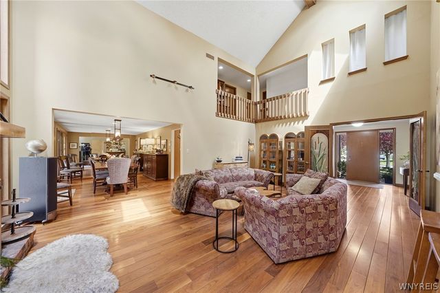 2 Chicory Lane, Amherst, NY 14051
