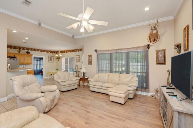 5526 Monterrey Road, Crestview, FL 32539