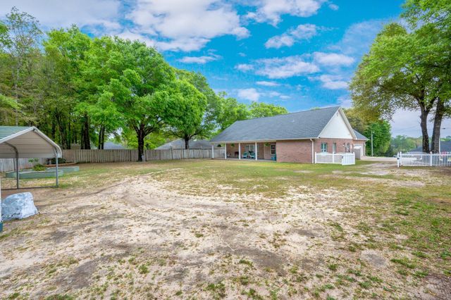 5526 Monterrey Road, Crestview, FL 32539