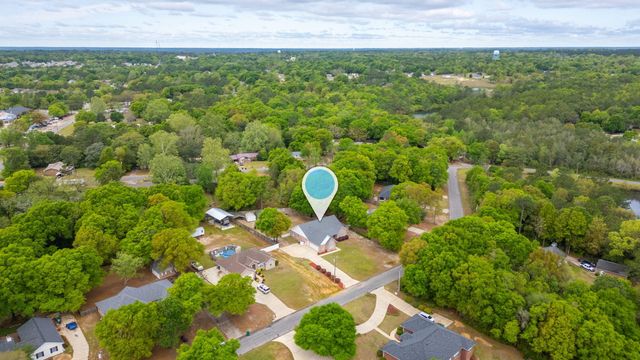 5526 Monterrey Road, Crestview, FL 32539