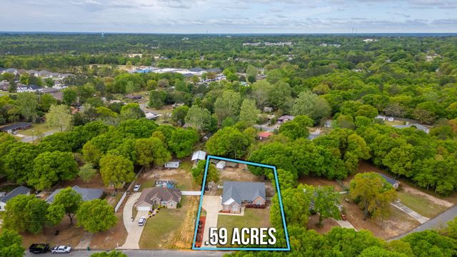 5526 Monterrey Road, Crestview, FL 32539