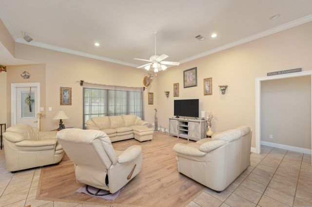 5526 Monterrey Road, Crestview, FL 32539