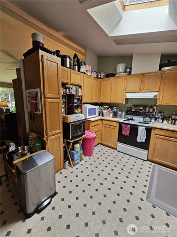 9001 Misery Point Road NW, Seabeck, WA 98380