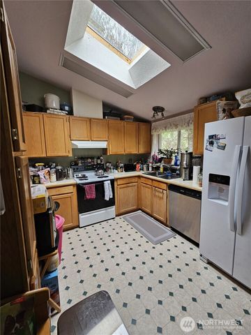 9001 Misery Point Road NW, Seabeck, WA 98380