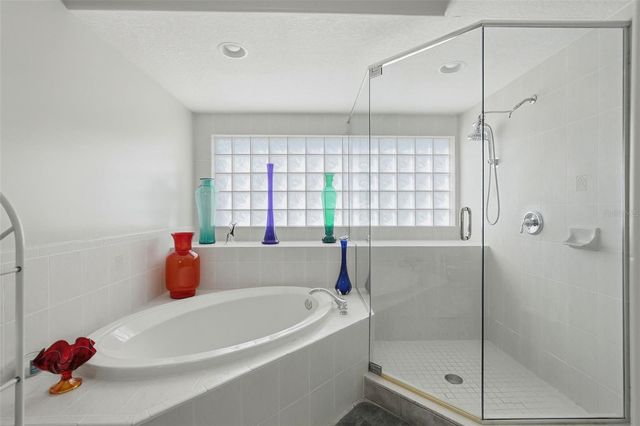 1695 PINELLAS BAYWAY S E4, Tierra Verde, FL 33715