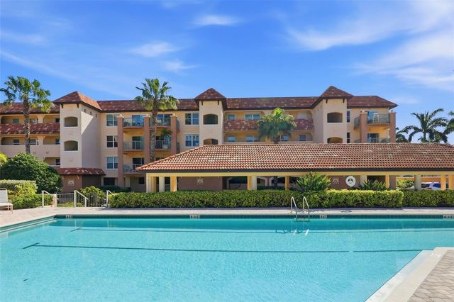 1695 PINELLAS BAYWAY S E4, Tierra Verde, FL 33715