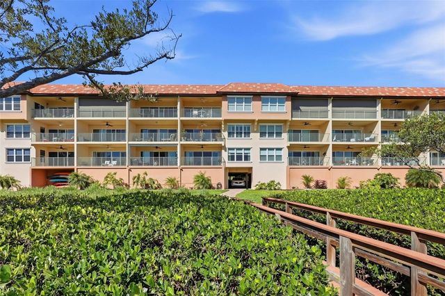 1695 PINELLAS BAYWAY S E4, Tierra Verde, FL 33715