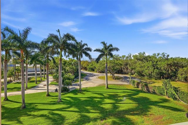 1695 PINELLAS BAYWAY S E4, Tierra Verde, FL 33715