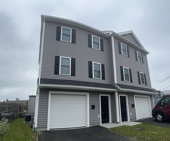 3 Marshall Street 3, Lowell, MA 01851