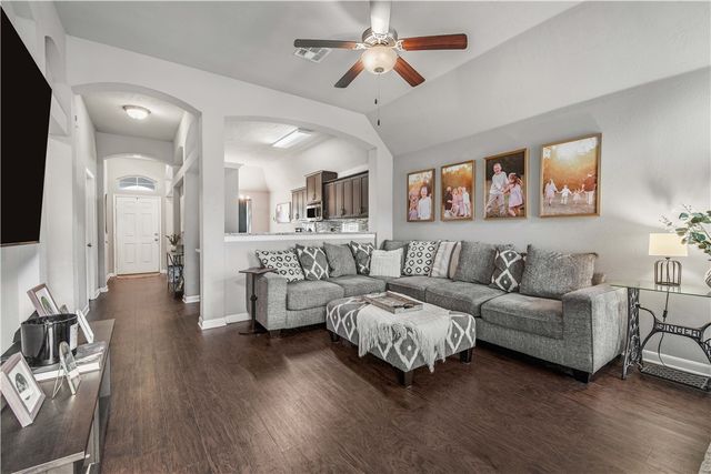 3014 Positano Loop, Bryan, TX 77808