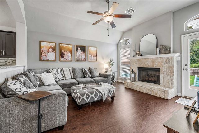 3014 Positano Loop, Bryan, TX 77808