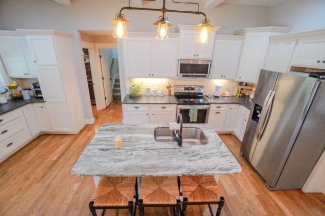 4314 Woodrow Wilson Rd, Springfield, TN 37172