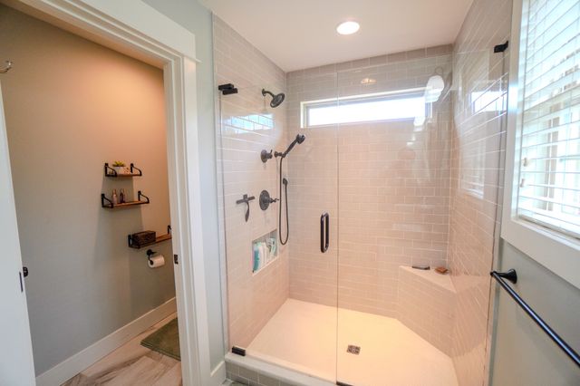 4314 Woodrow Wilson Rd, Springfield, TN 37172