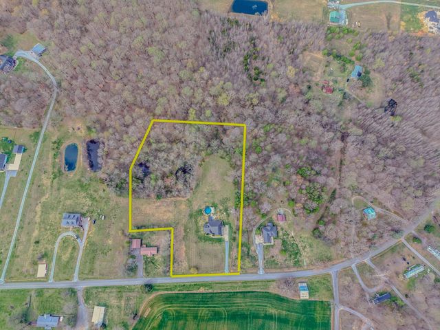 4314 Woodrow Wilson Rd, Springfield, TN 37172