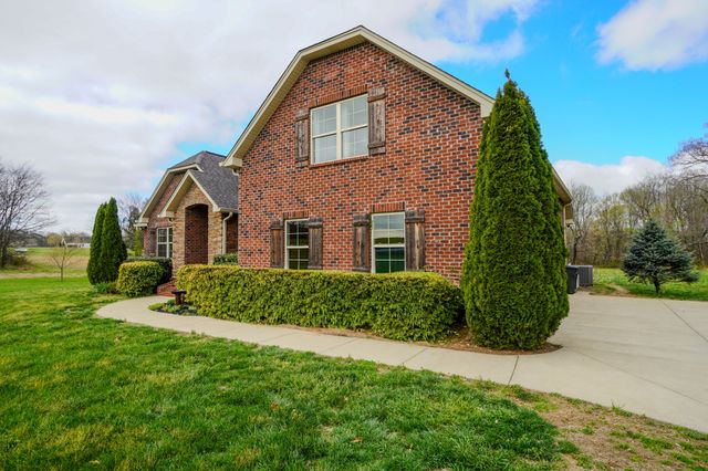 4314 Woodrow Wilson Rd, Springfield, TN 37172