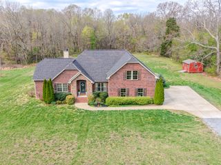 4314 Woodrow Wilson Rd, Springfield, TN 37172