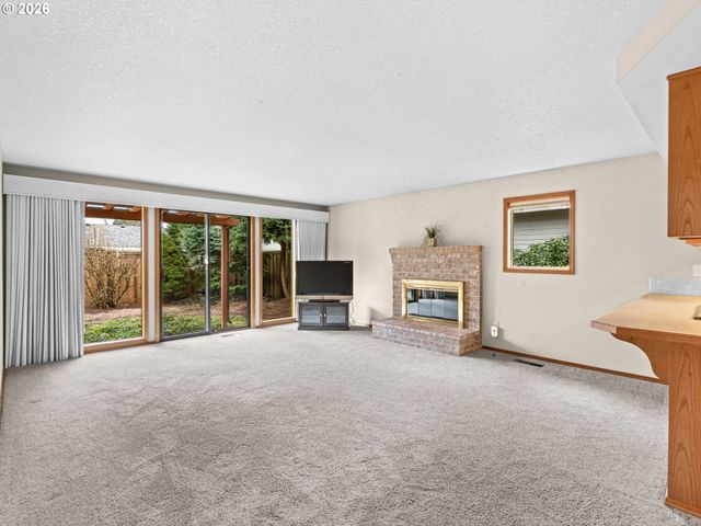 1806 Ne 150TH Ave, Portland, OR 97230