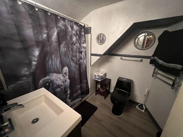 5634 N 37th STREET, Milwaukee, WI 53209