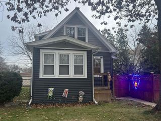 5634 N 37th STREET, Milwaukee, WI 53209