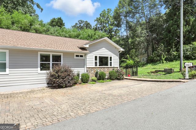 231 Pine Avenue A, Demorest, GA 30535