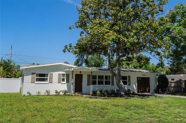 2090 76TH STREET N, St Petersburg, FL 33710