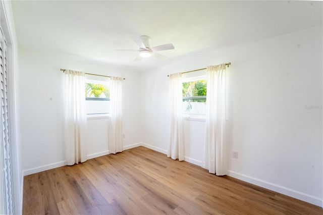 2090 76TH STREET N, St Petersburg, FL 33710