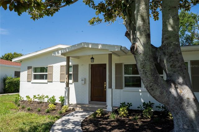 2090 76TH STREET N, St Petersburg, FL 33710