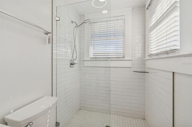 511 E STRATFORD AVENUE, Tampa, FL 33603