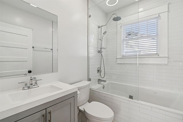 511 E STRATFORD AVENUE, Tampa, FL 33603