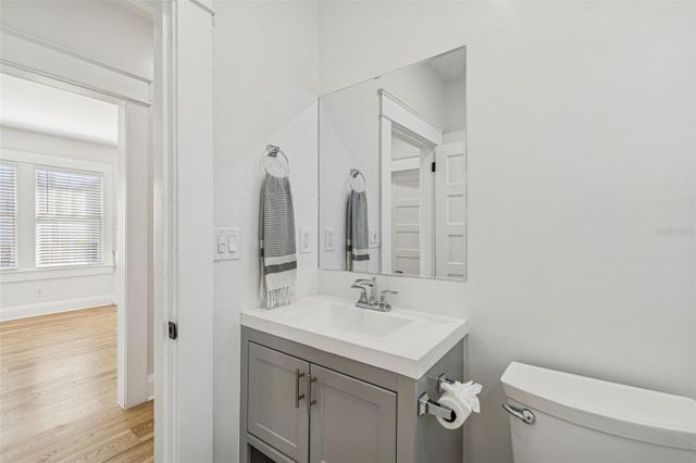 511 E STRATFORD AVENUE, Tampa, FL 33603