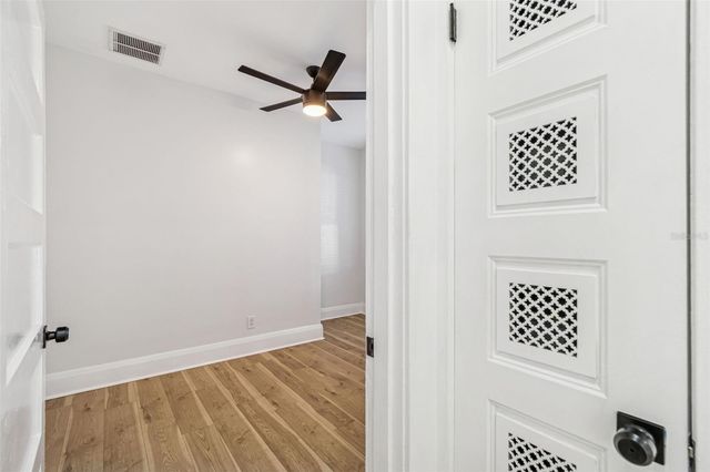 511 E STRATFORD AVENUE, Tampa, FL 33603