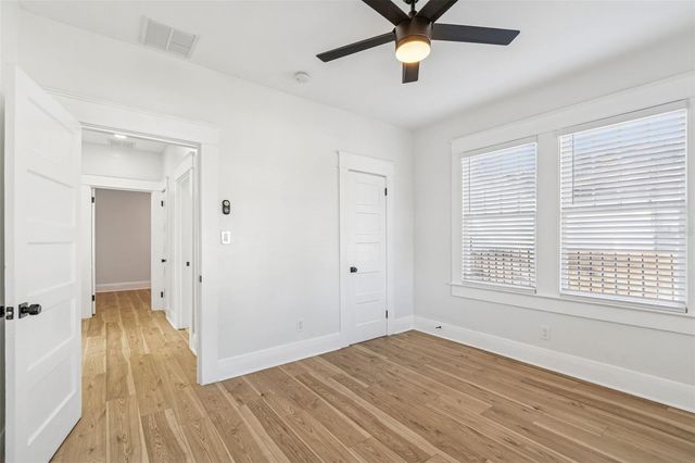 511 E STRATFORD AVENUE, Tampa, FL 33603