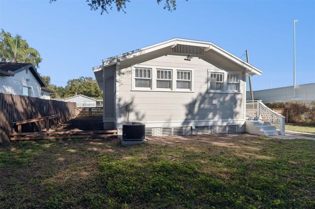 511 E STRATFORD AVENUE, Tampa, FL 33603